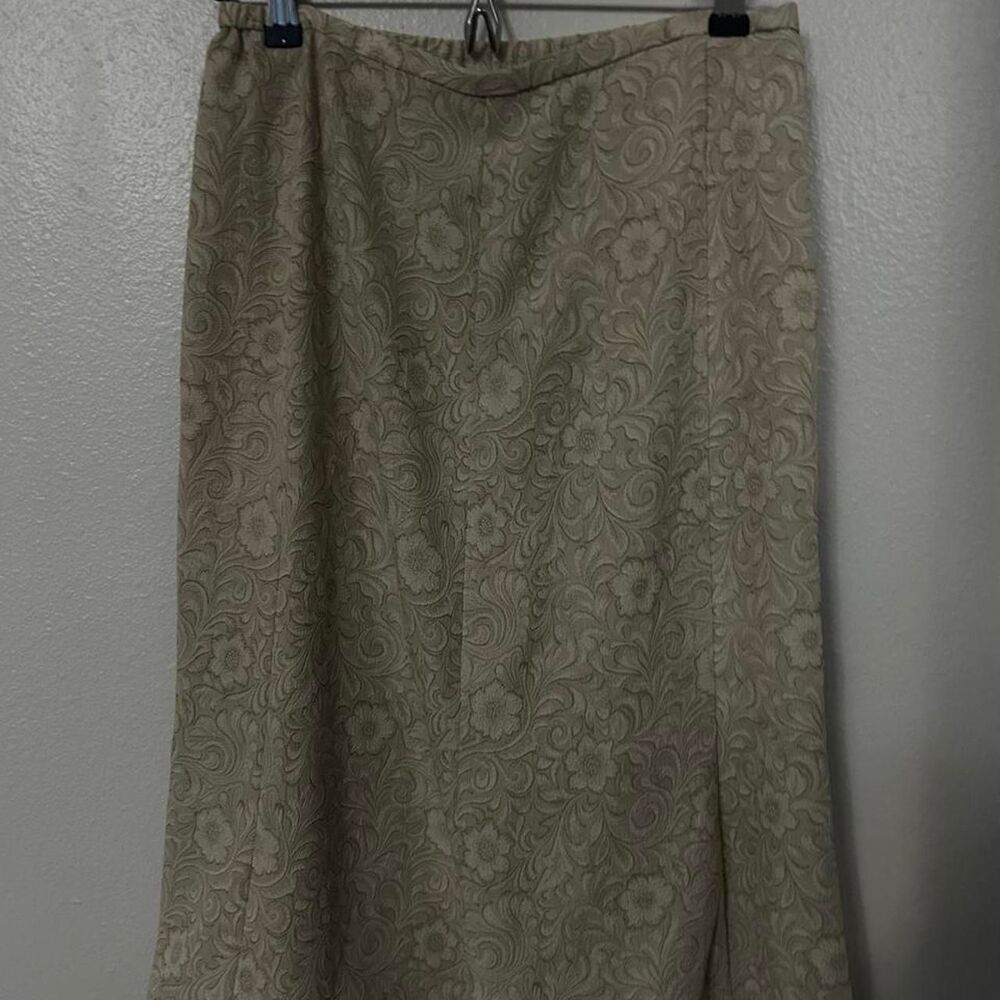 Unbranded Women's Cream and Tan Skirt